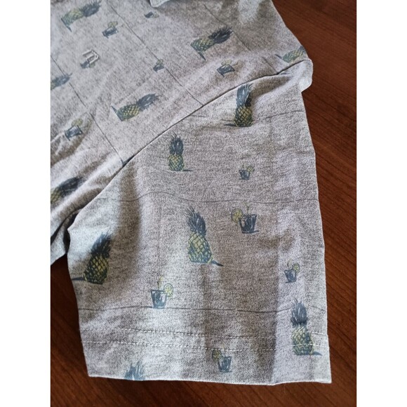 Travis Mathew Shirt Mens Medium Gray Golf Polo Hawaiian Pineapple Print - Picture 5 of 8